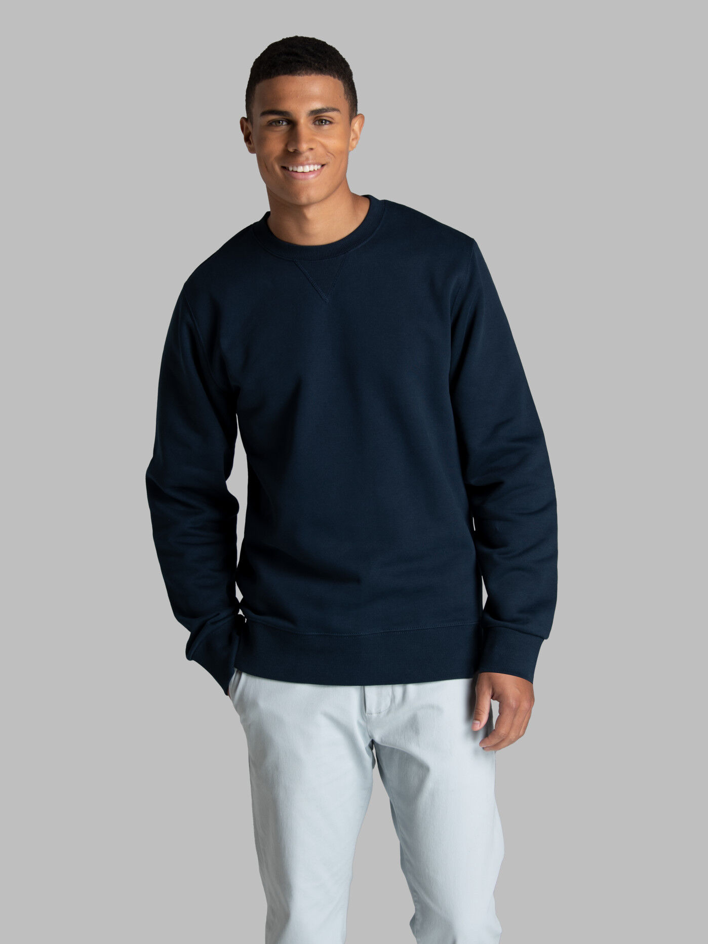 Men's Sweatshirts Pullovers, Hoodies and more | Fruit of the Loom